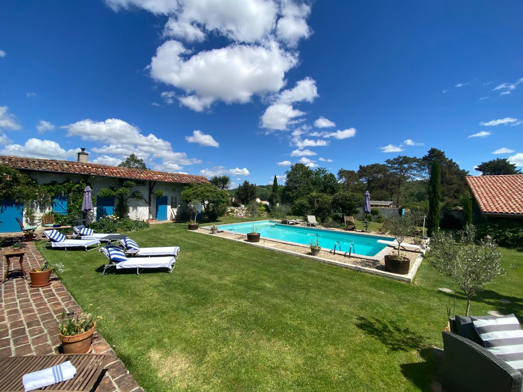 Domaine Du Tafiart Bed and Breakfast Sarron Buitenkant foto