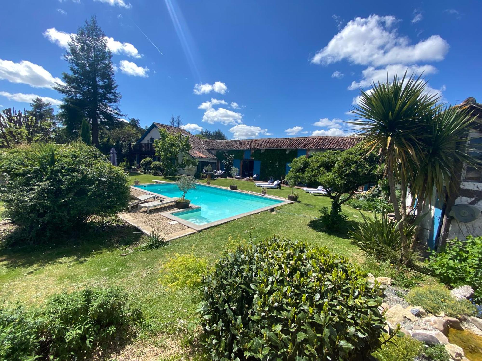 Domaine Du Tafiart Bed and Breakfast Sarron Buitenkant foto