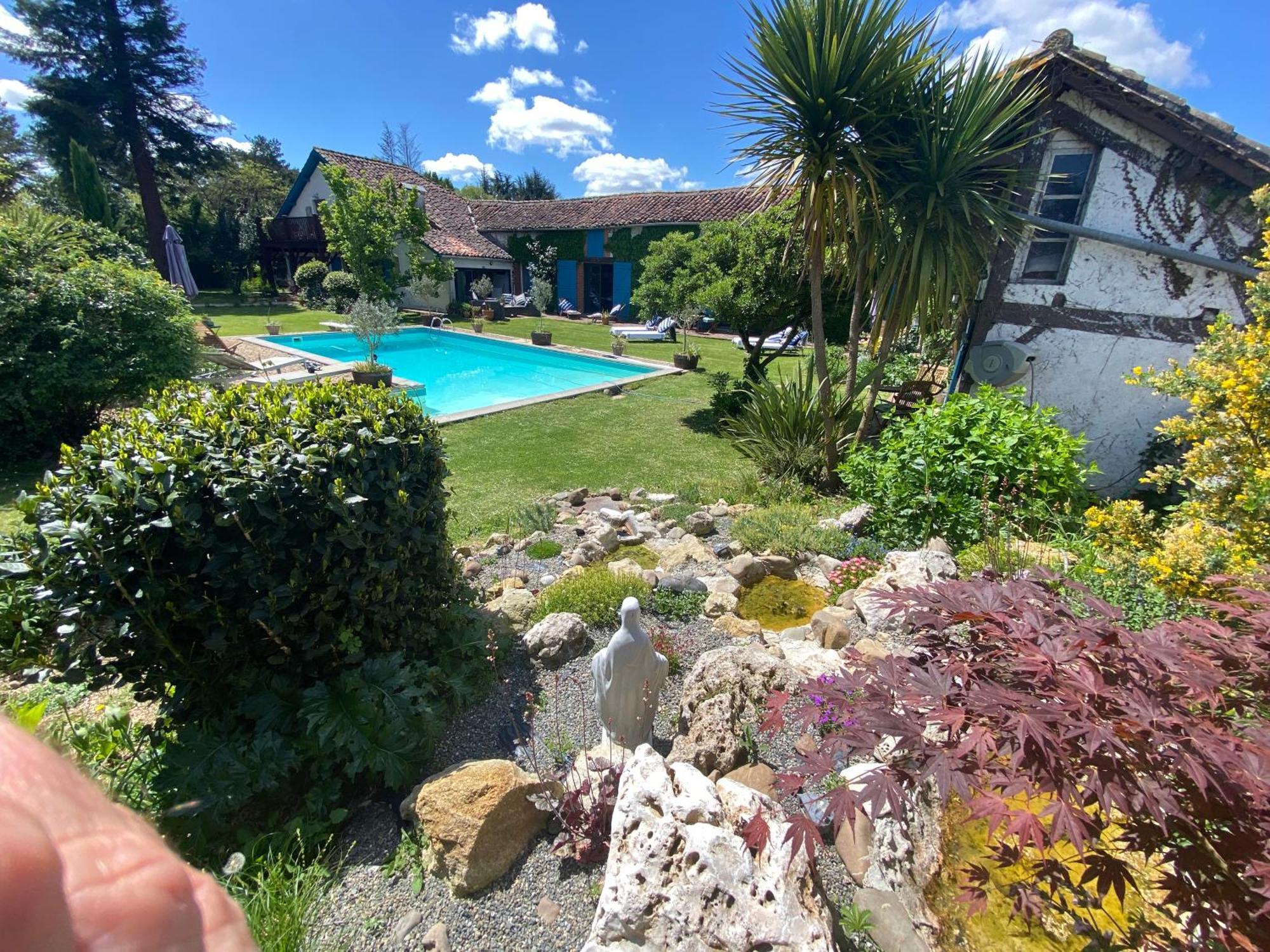 Domaine Du Tafiart Bed and Breakfast Sarron Buitenkant foto